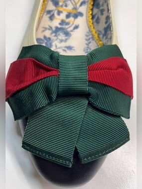 Gucci flats